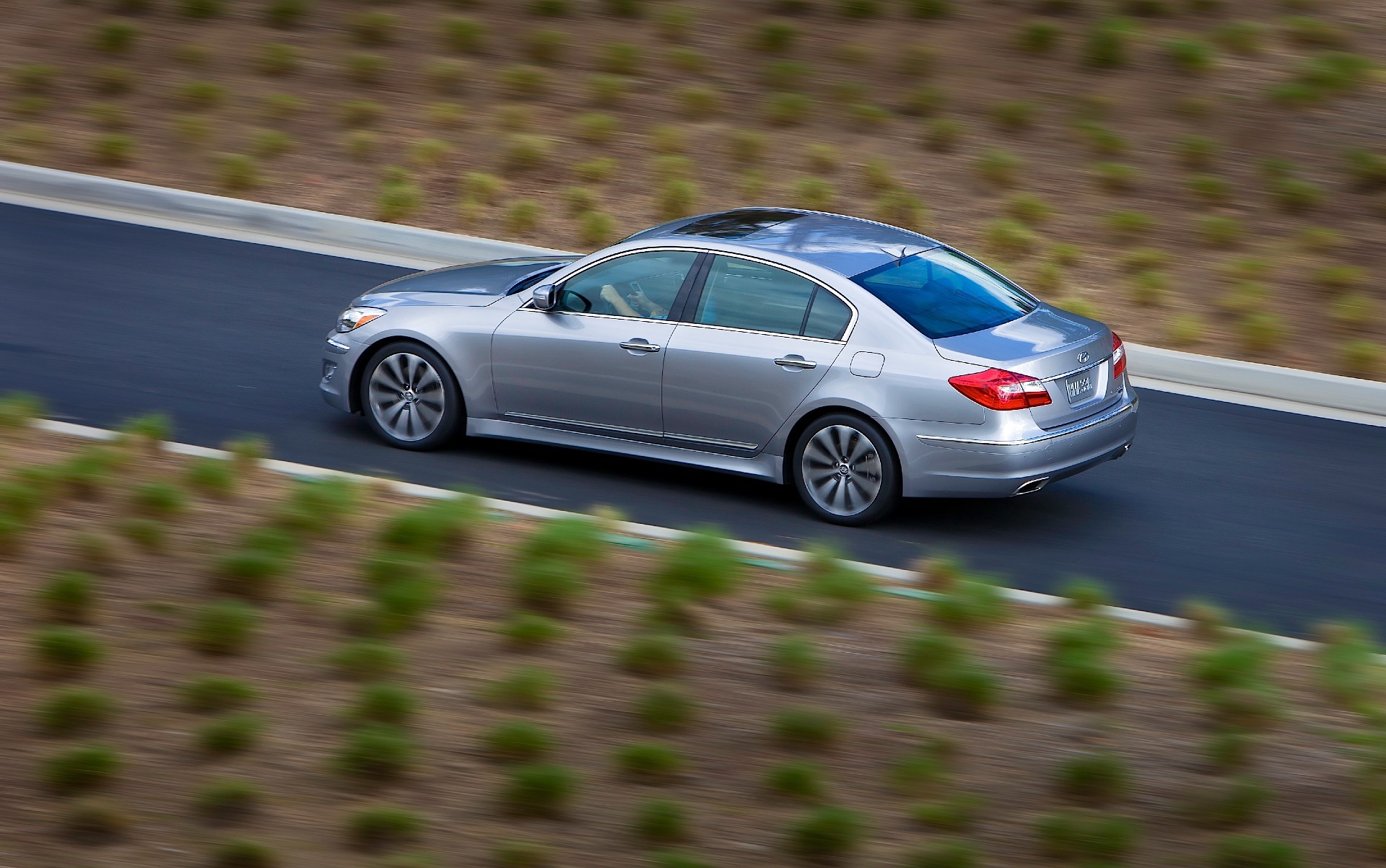 Hyundai Genesis photo 25