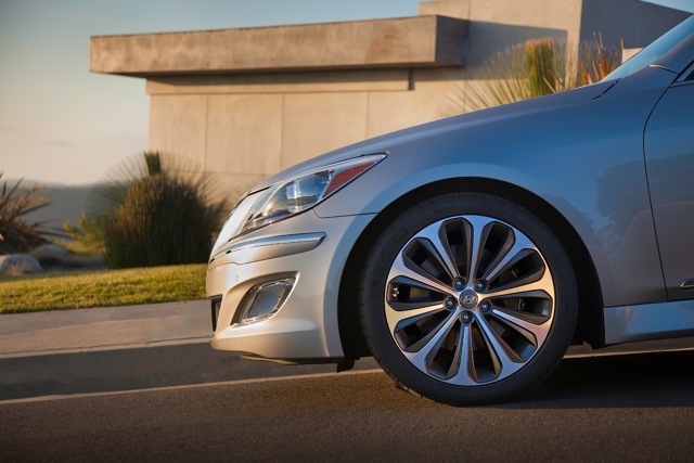 Hyundai Genesis photo 29