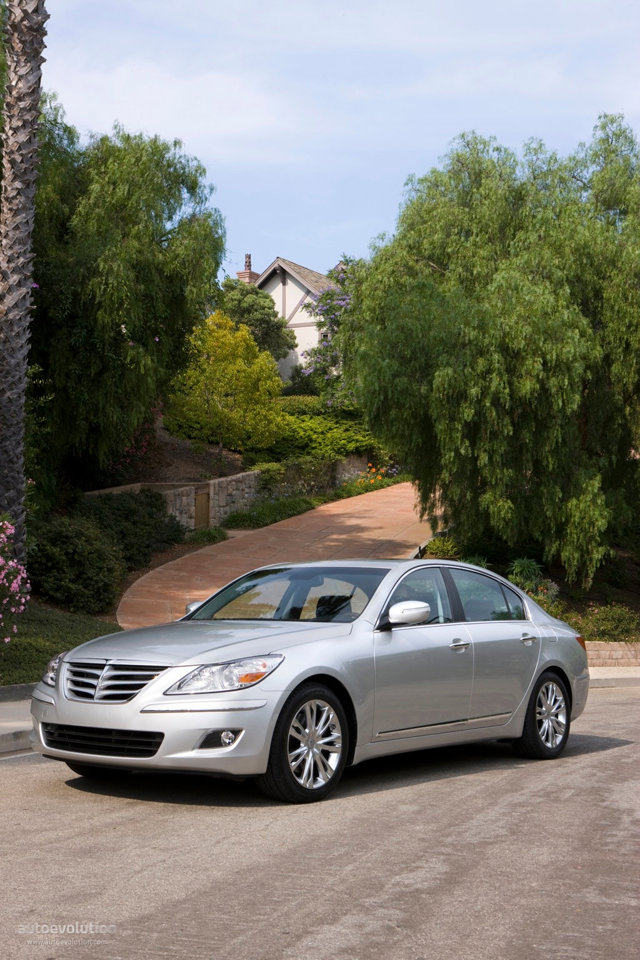 Hyundai Genesis photo 8