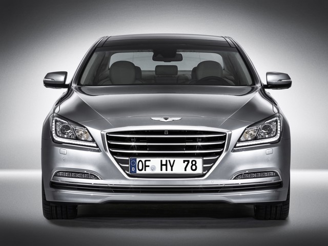 Hyundai Genesis photo 11