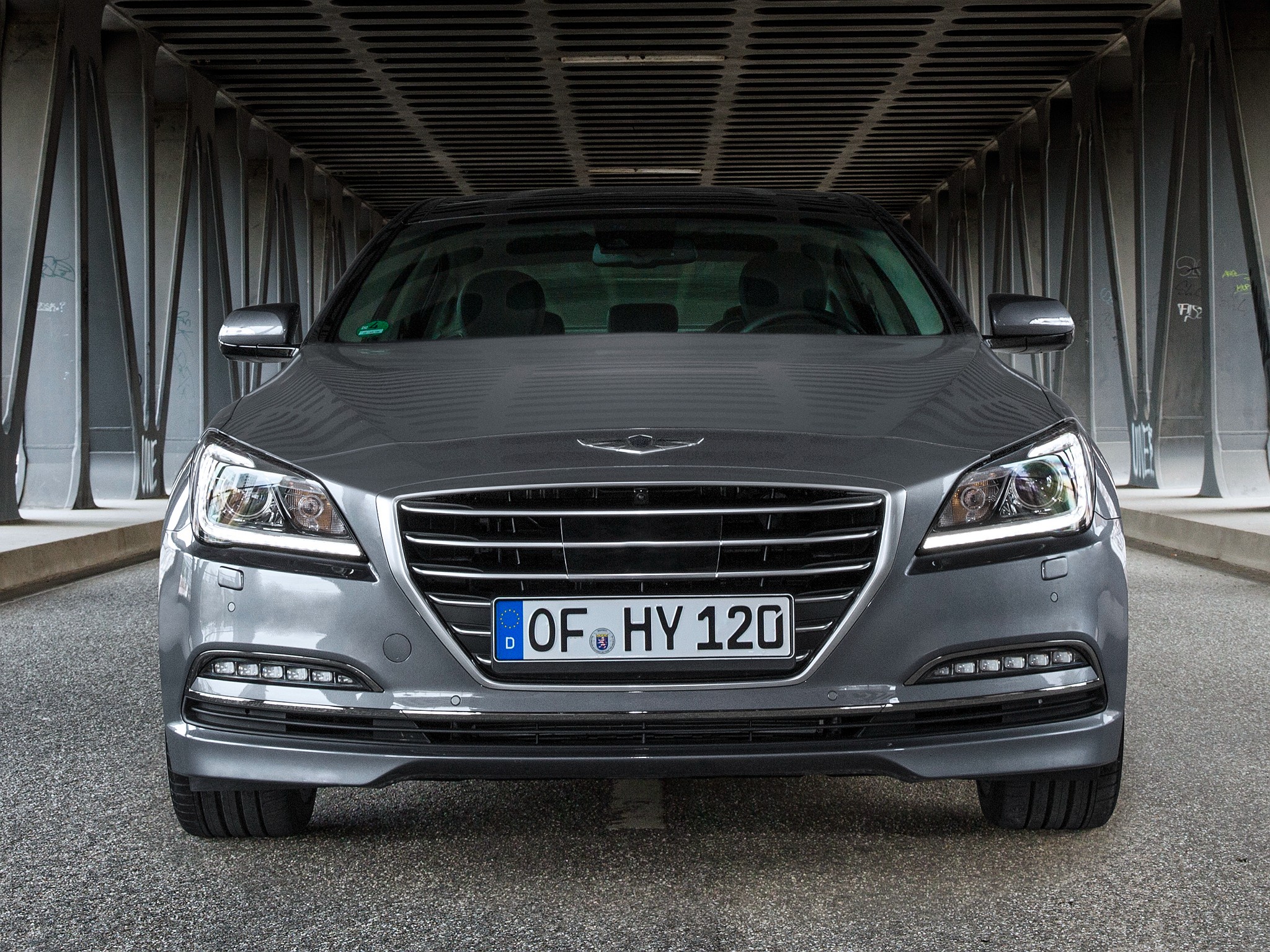 Hyundai Genesis photo 20