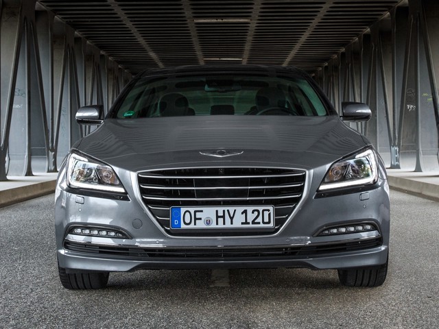 Hyundai Genesis photo 20