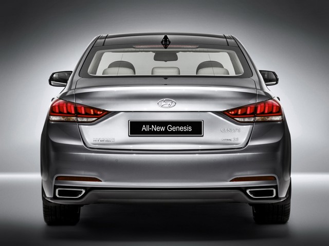Hyundai Genesis photo 21