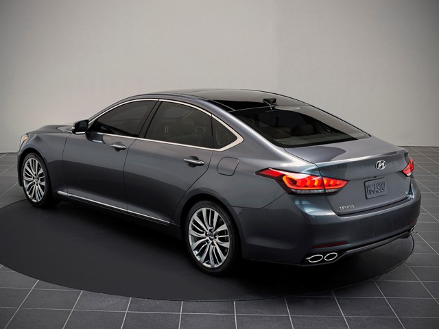 Hyundai Genesis photo 32