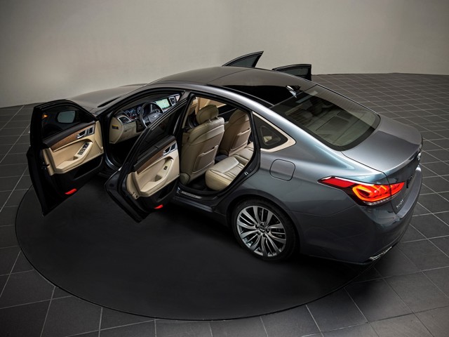 Hyundai Genesis photo 34