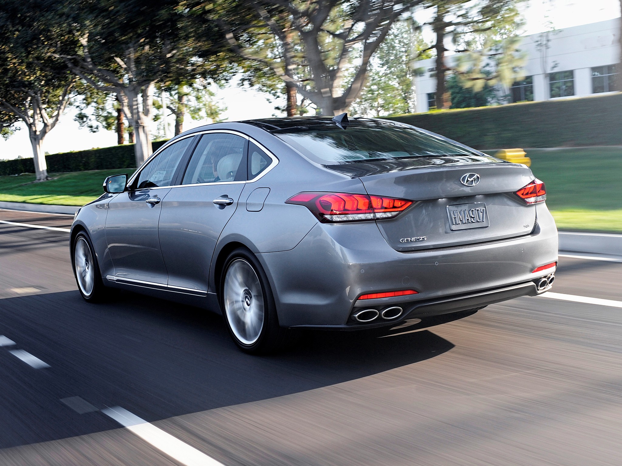 Hyundai Genesis photo 40