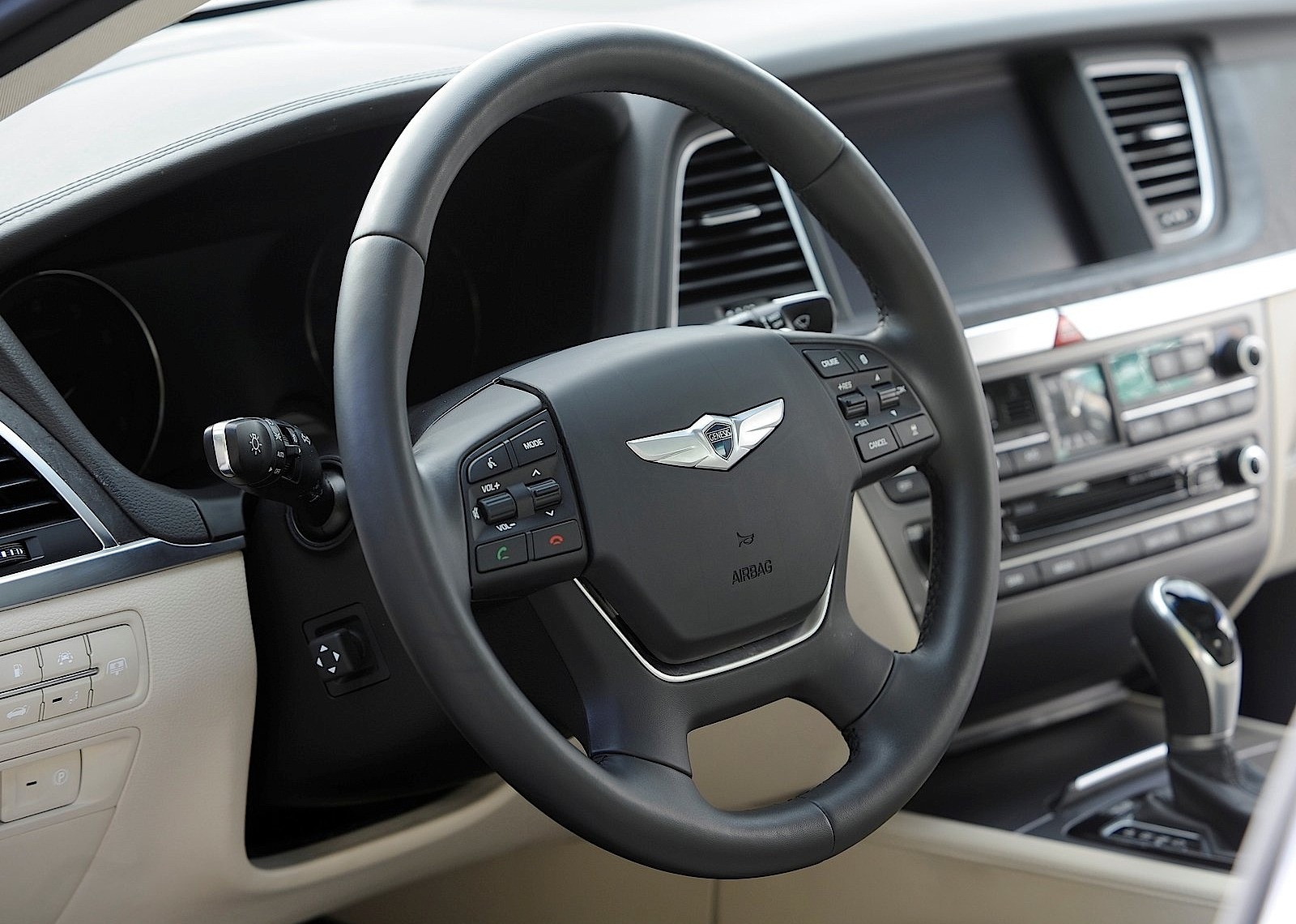 Hyundai Genesis photo 53