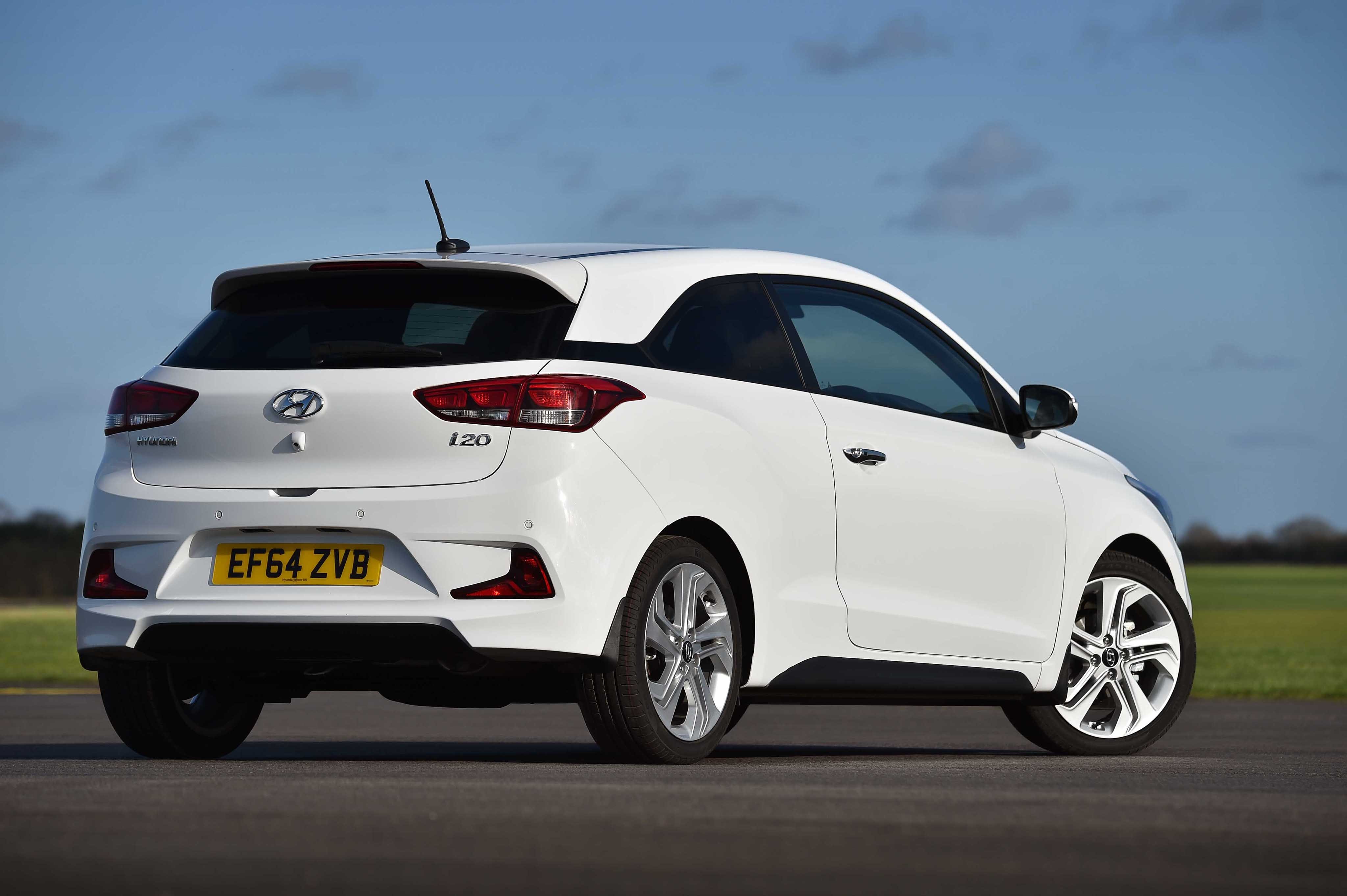 Hyundai I20 Coupe photo 11