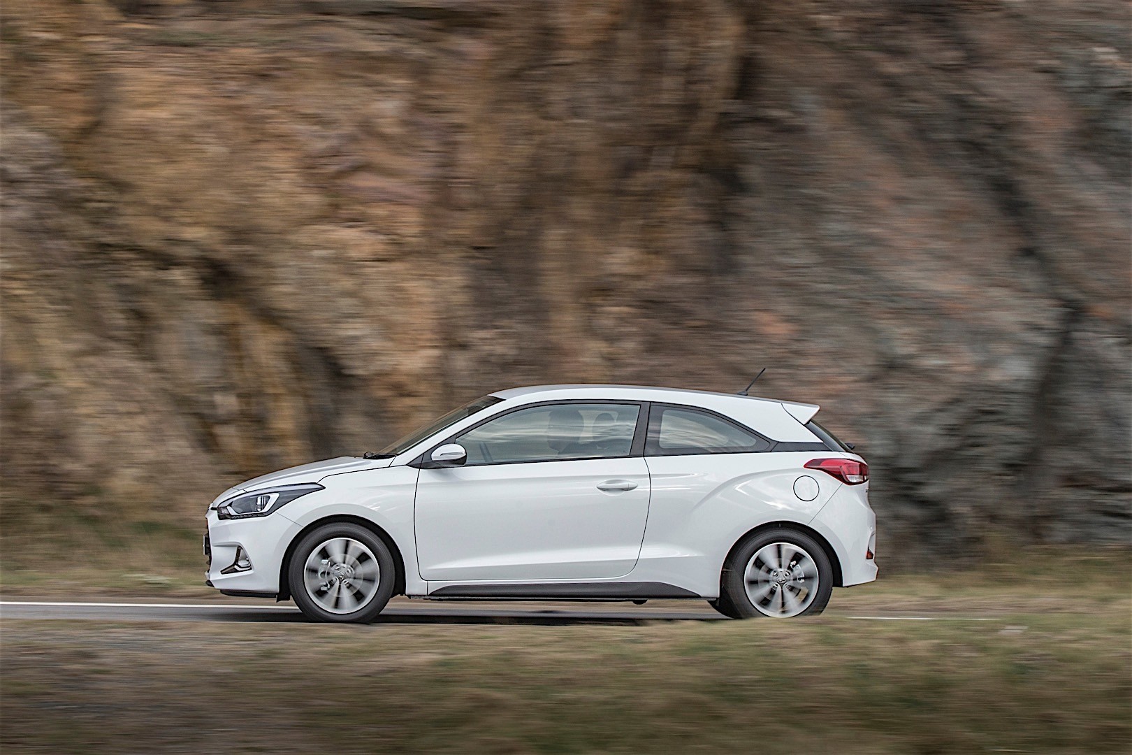 Hyundai I20 Coupe photo 19