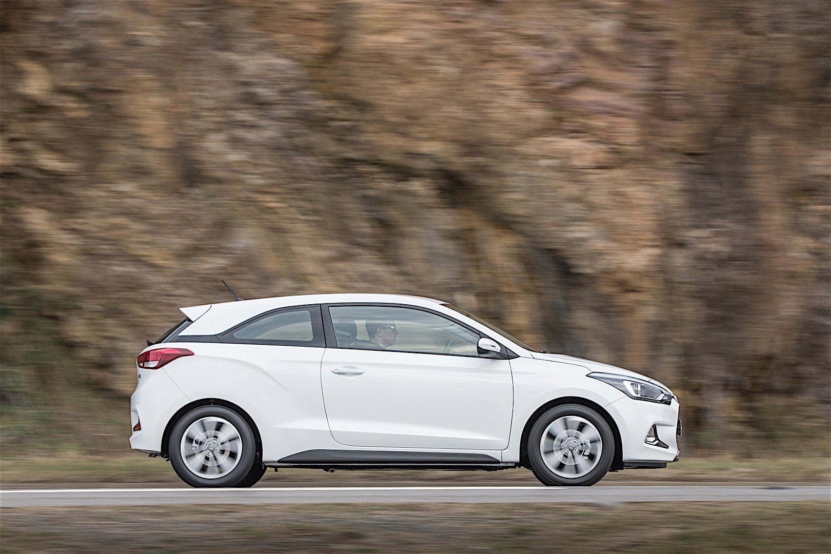 Hyundai I20 Coupe photo 20