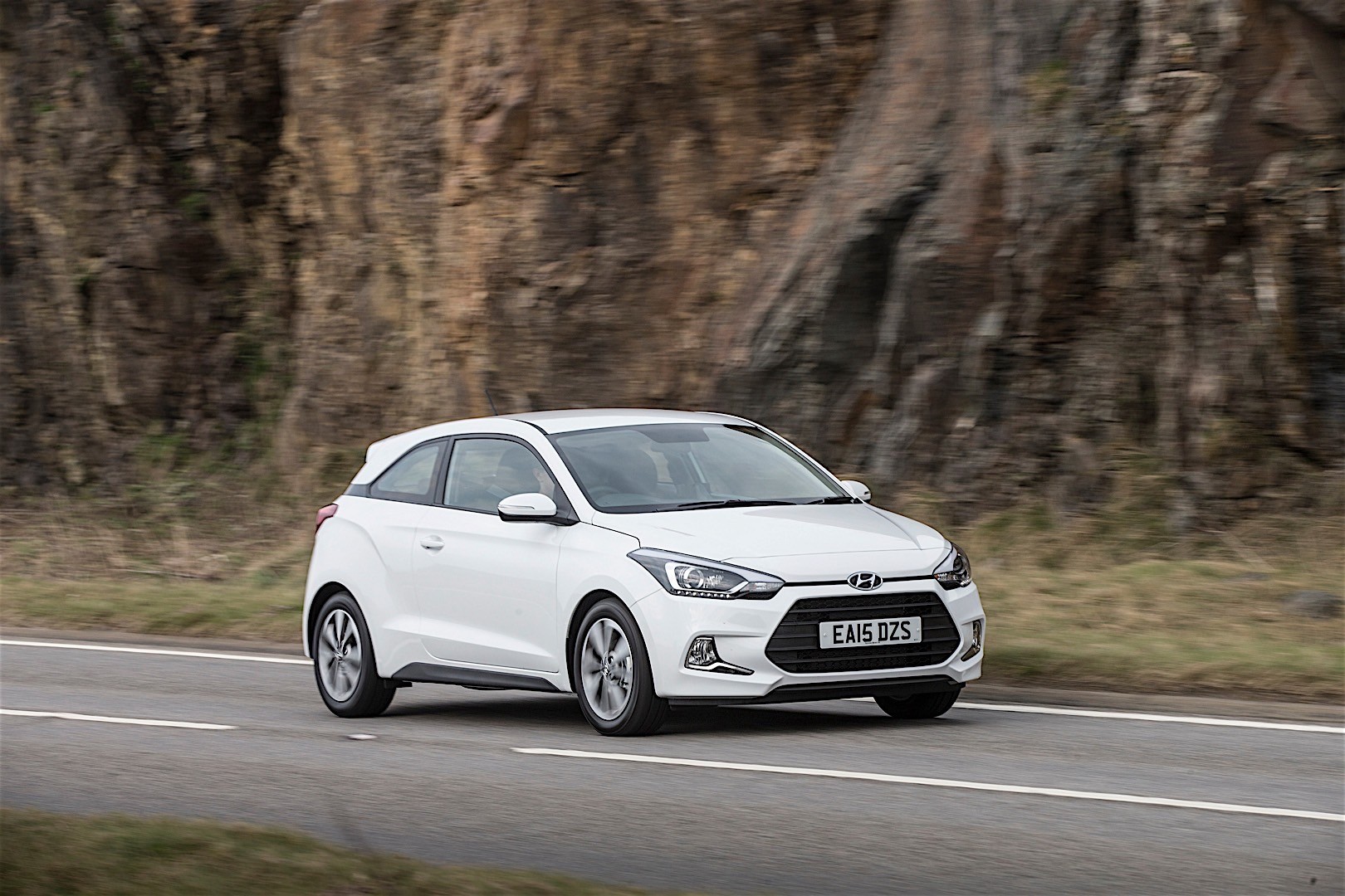 Hyundai I20 Coupe photo 24