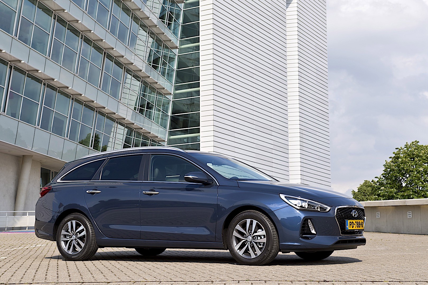 Hyundai I30 Estate photo 2