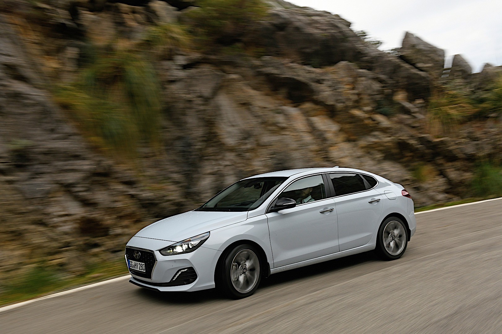 Hyundai I30 Fastback photo 10