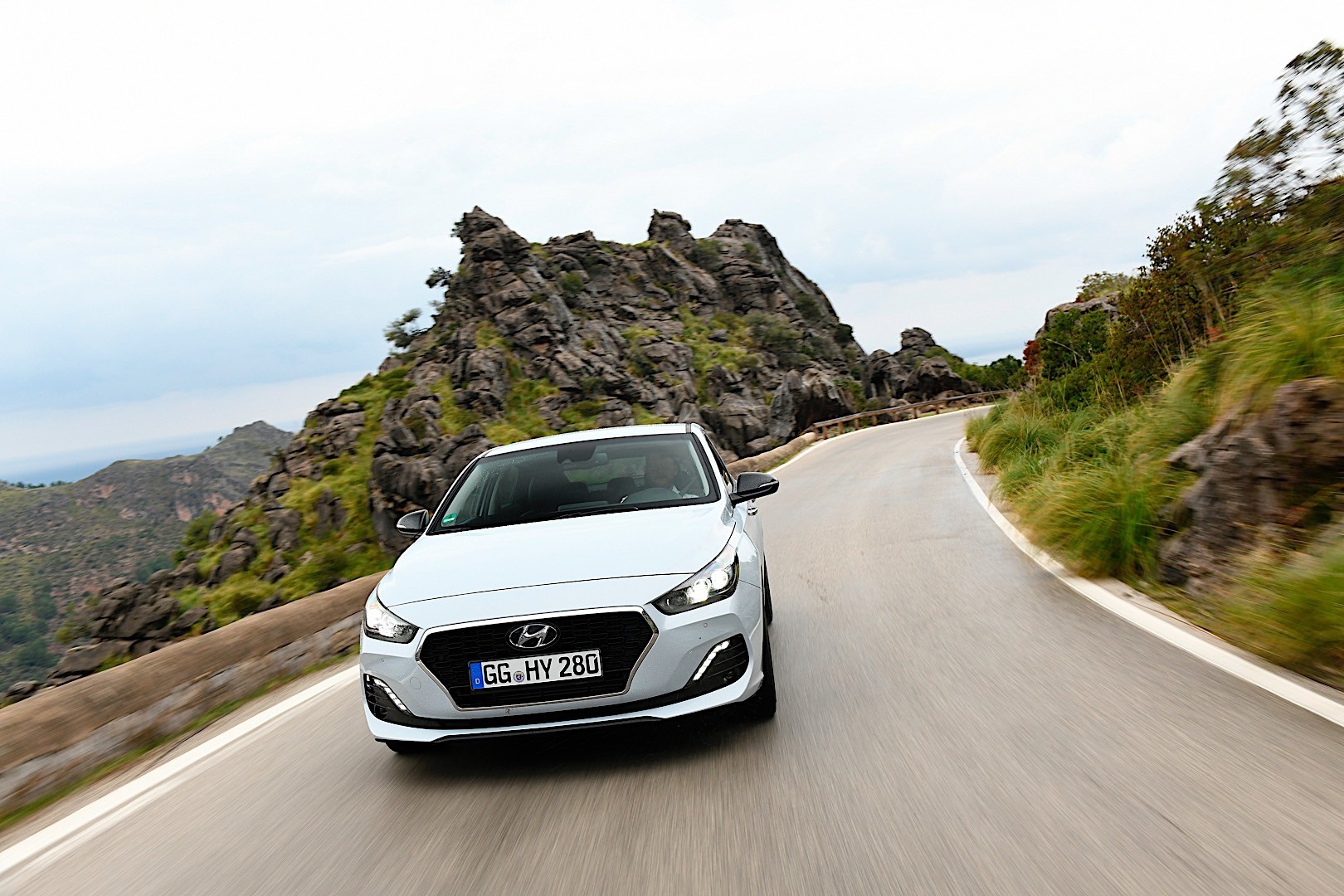 Hyundai I30 Fastback photo 14