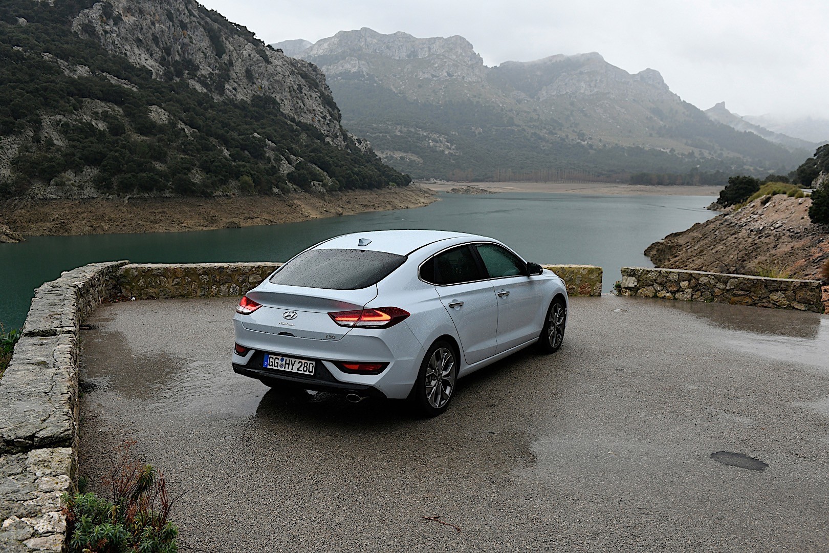 Hyundai I30 Fastback photo 19