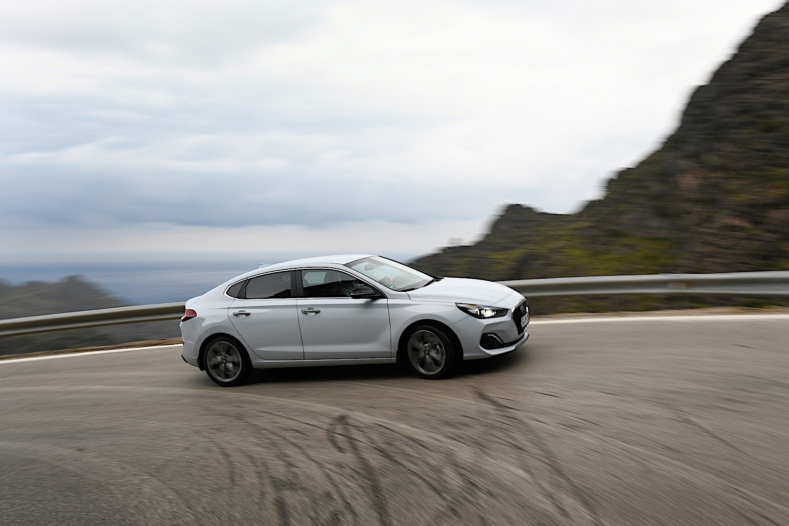 Hyundai I30 Fastback photo 21