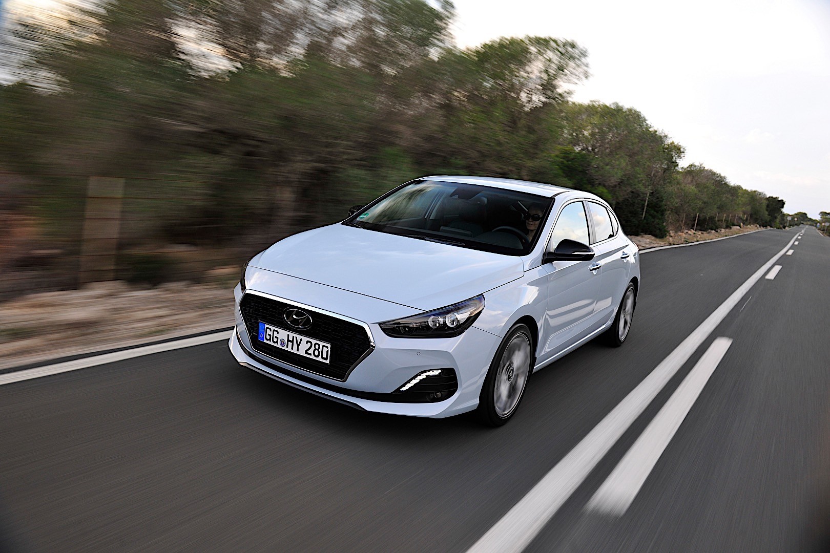 Hyundai I30 Fastback photo 28