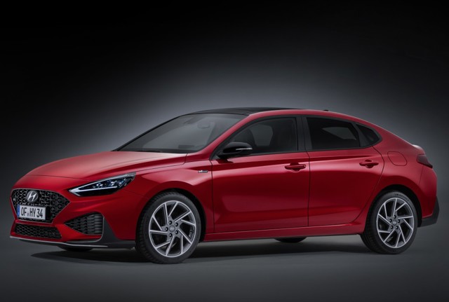Hyundai I30 Fastback photo 3