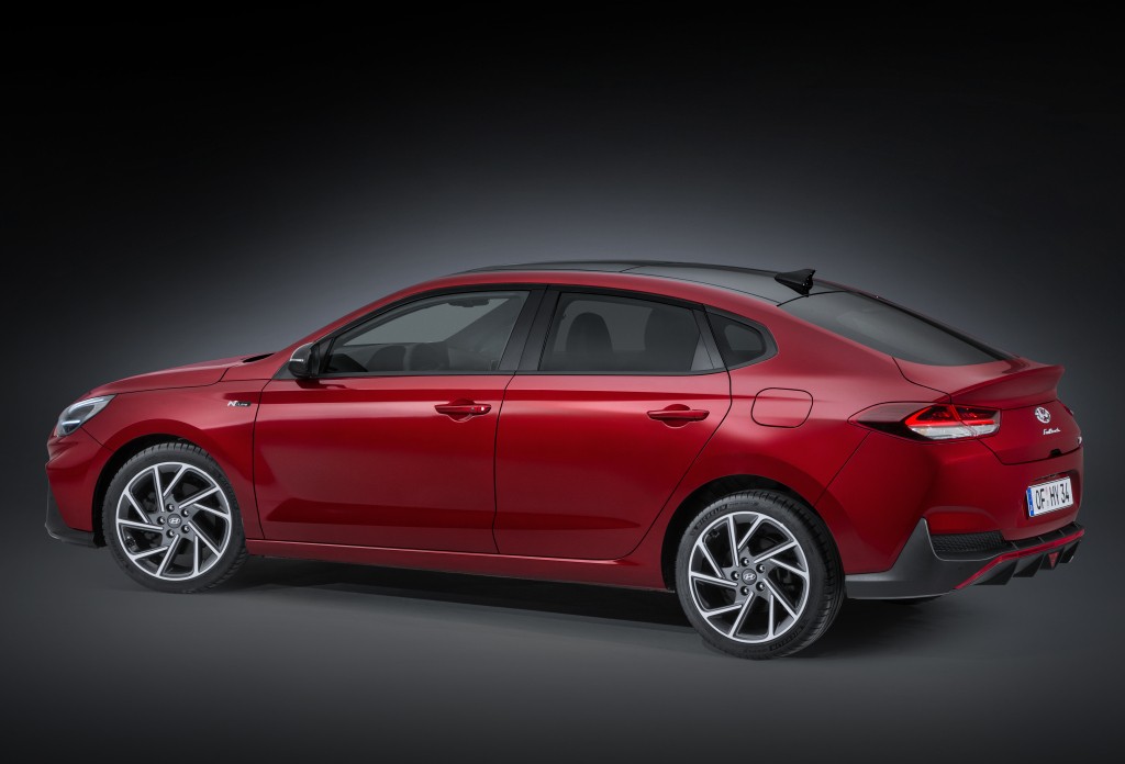 Hyundai I30 Fastback photo 6