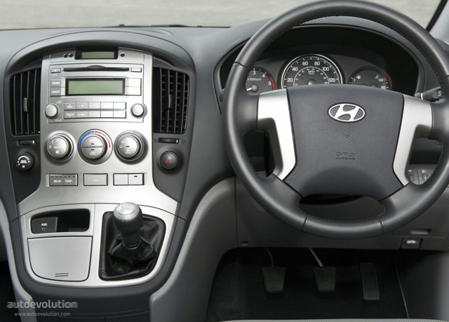 Hyundai I800 / H-1 photo 42