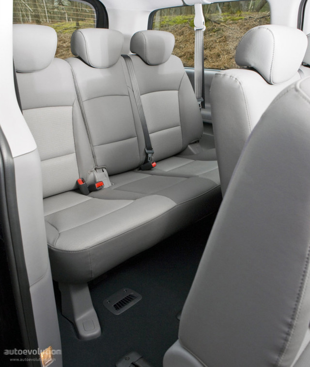 Hyundai I800 / H-1 photo 43