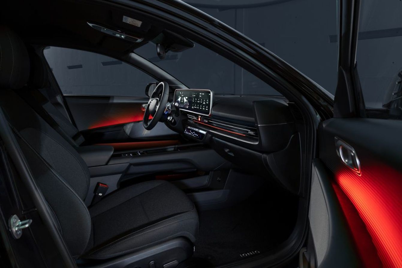 Hyundai Ioniq 6 photo 48