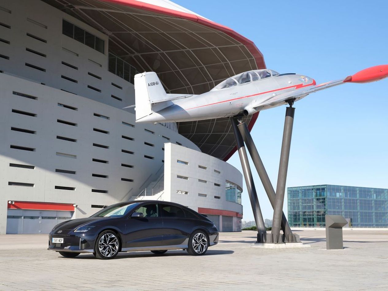 Hyundai Ioniq 6 photo 18