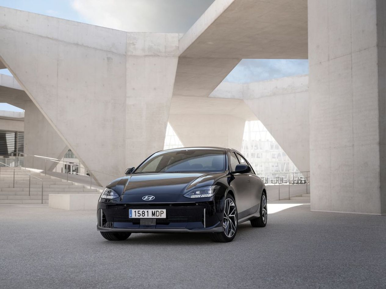 Hyundai Ioniq 6 photo 21