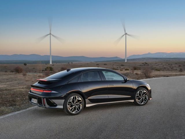 Hyundai Ioniq 6 photo 24