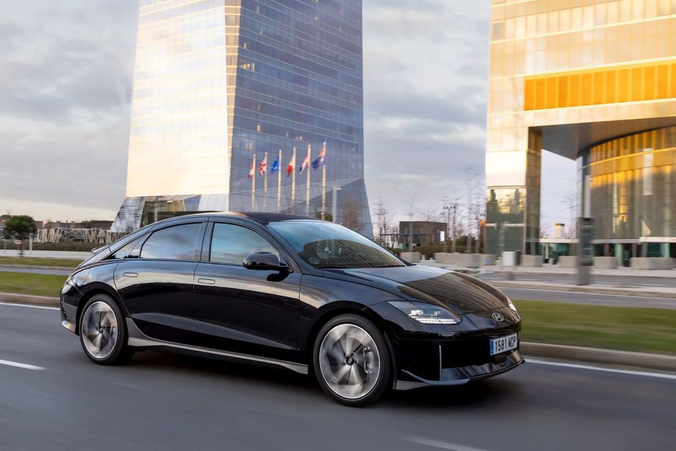 Hyundai Ioniq 6 photo 30