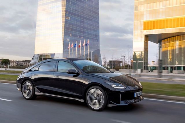 Hyundai Ioniq 6 photo 30