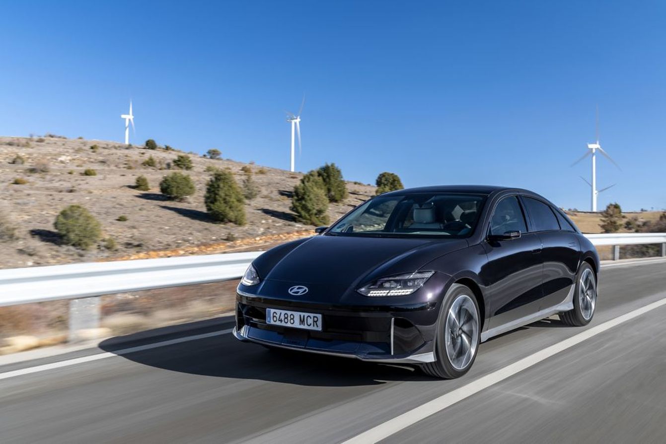 Hyundai Ioniq 6 photo 35