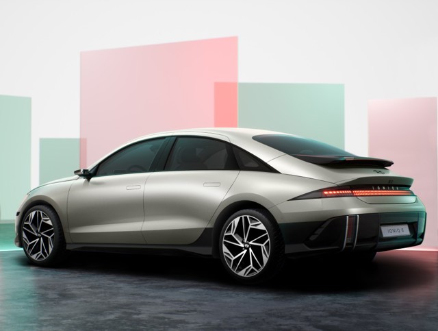 Hyundai Ioniq 6 photo 6