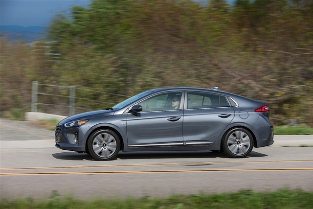 Hyundai Ioniq foto 9