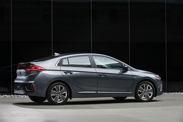 Hyundai Ioniq foto 16