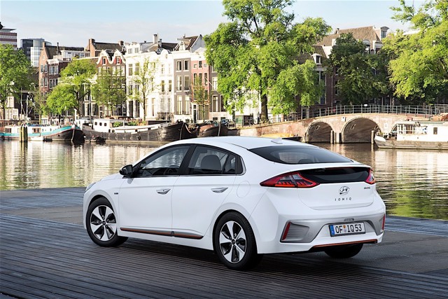 Hyundai Ioniq foto 19