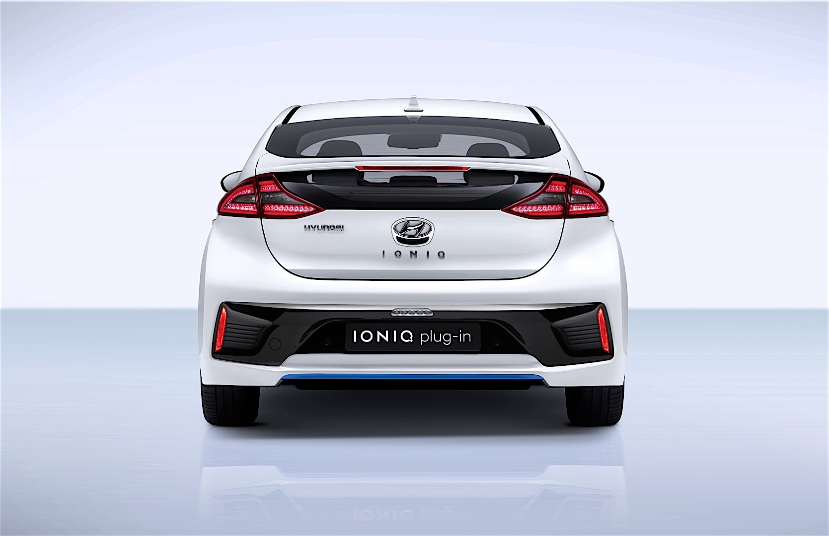 Hyundai Ioniq photo 32