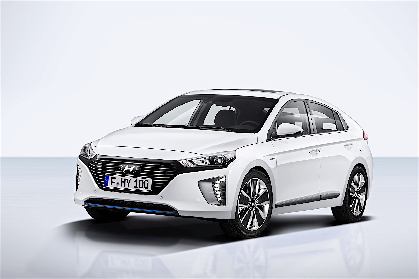 Hyundai Ioniq photo 35