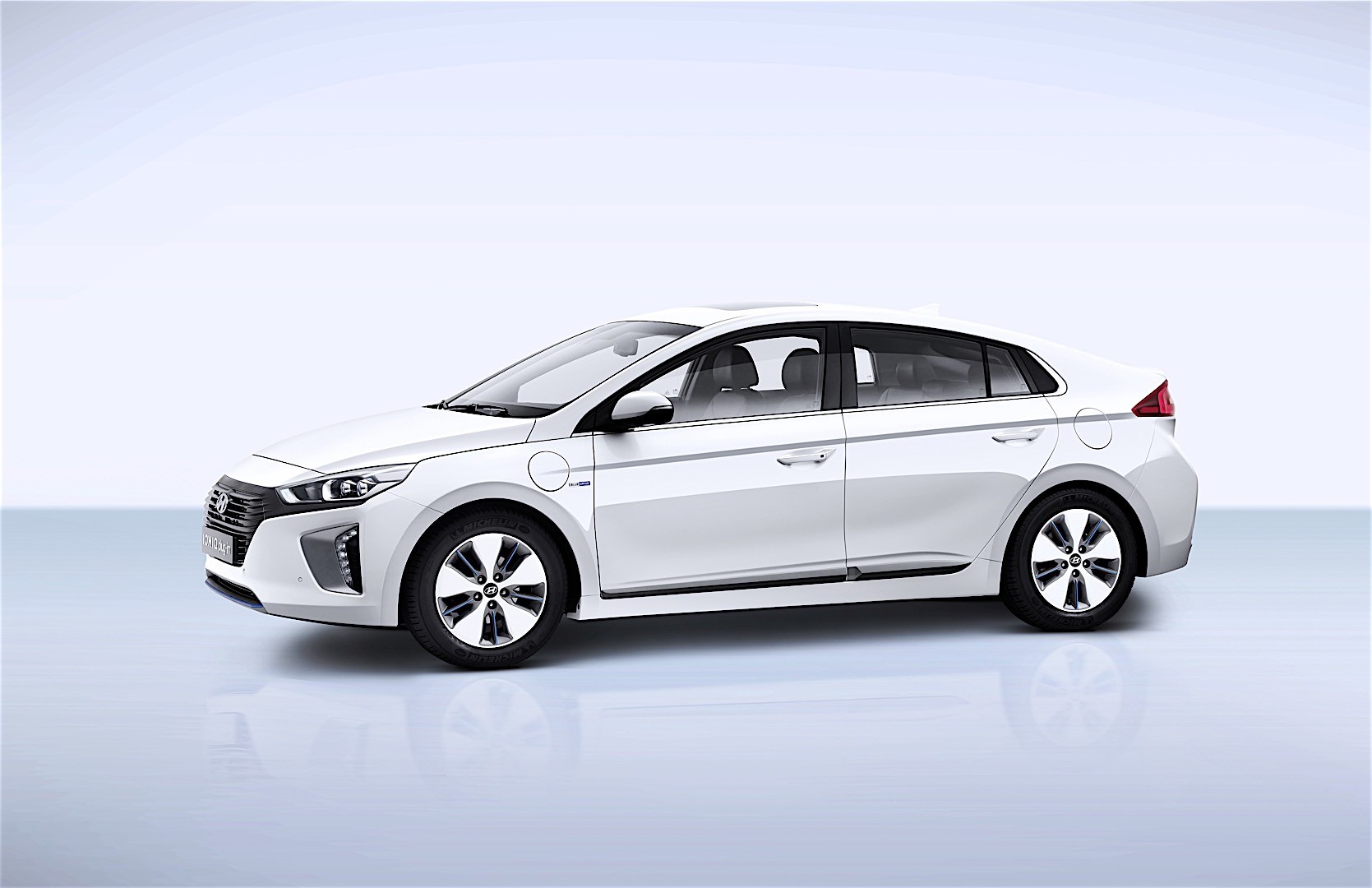 Hyundai Ioniq photo 49