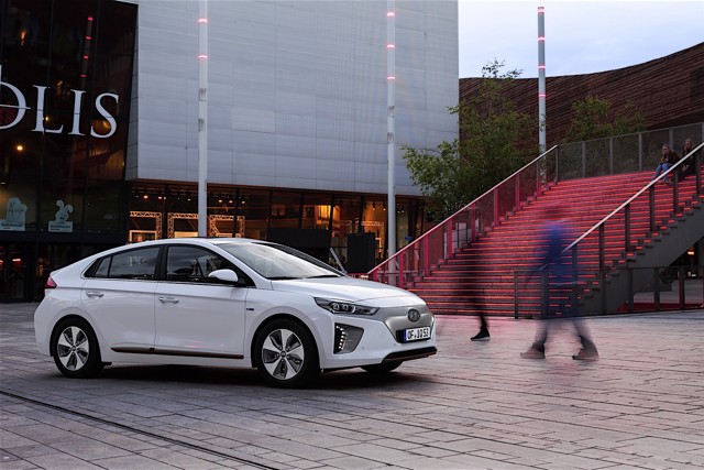 Hyundai Ioniq foto 52