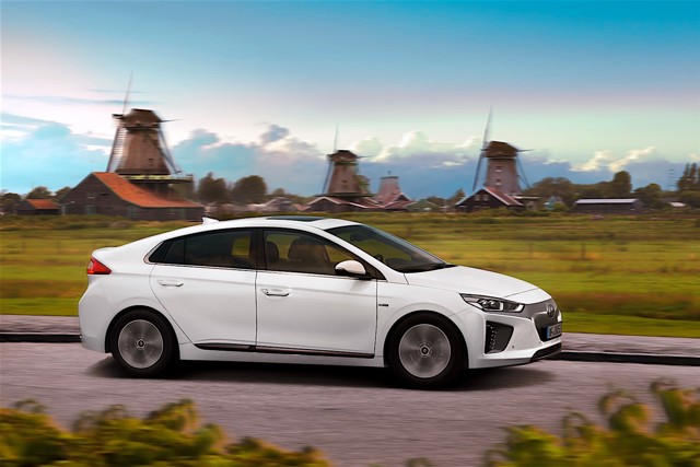 Hyundai Ioniq foto 57