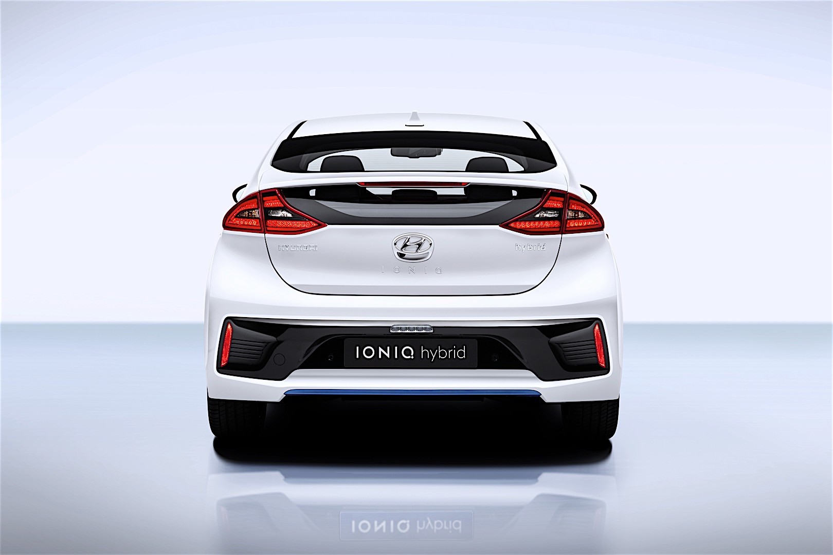Hyundai Ioniq photo 59