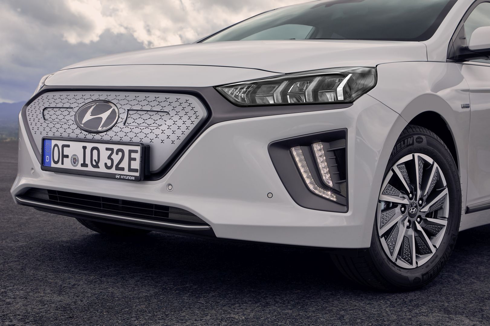 Hyundai Ioniq photo 17