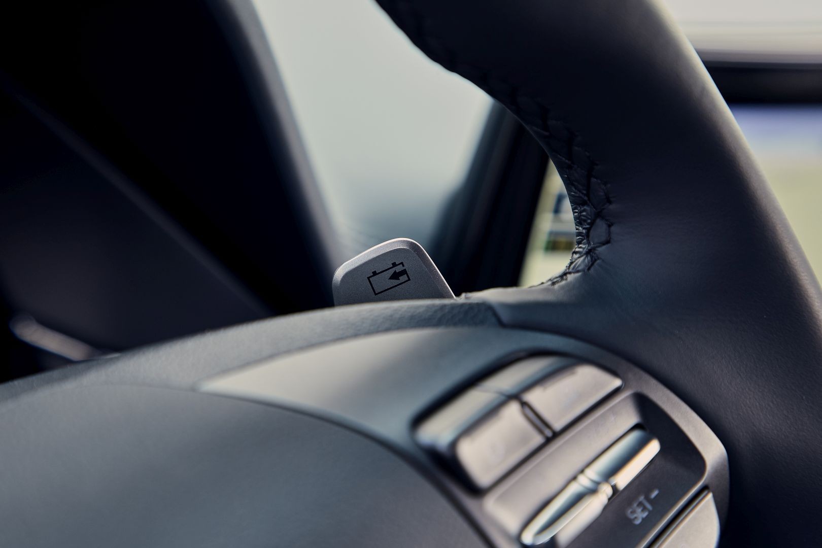 Hyundai Ioniq photo 70