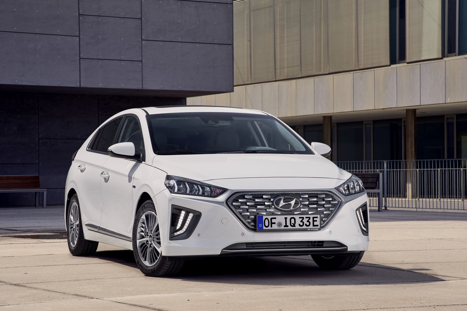 Hyundai Ioniq photo 59