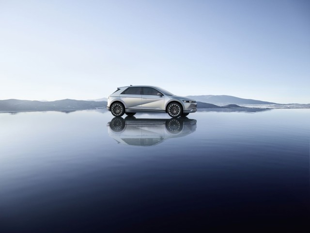 Hyundai Ioniq Foto 12