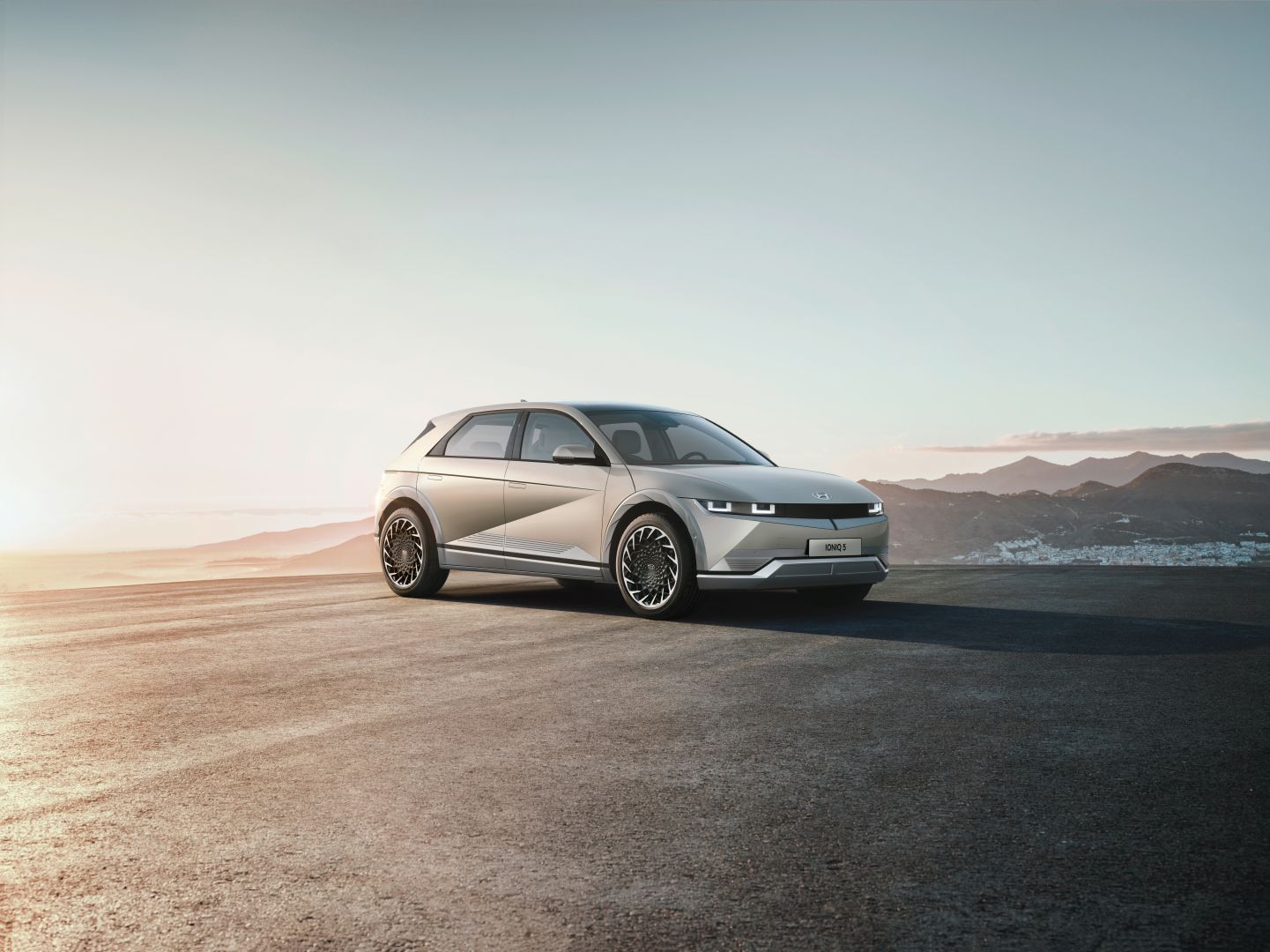 Hyundai Ioniq photo 4