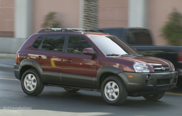 Hyundai Ix35 / Tucson photo 2