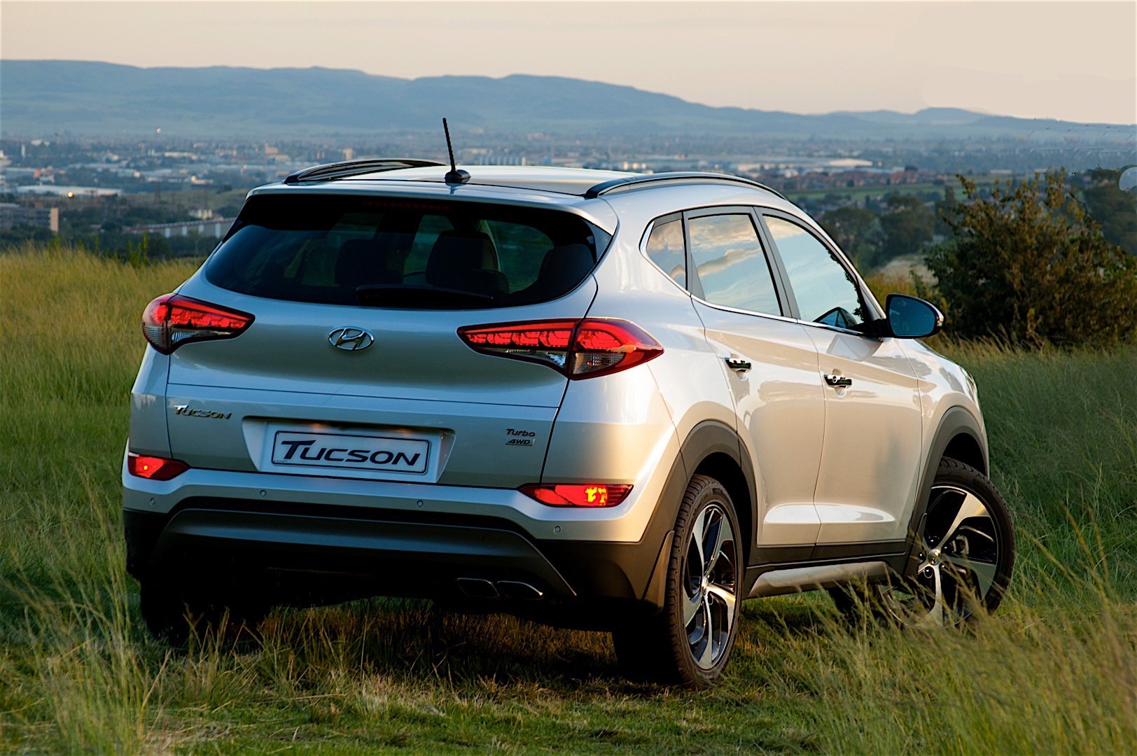 Hyundai Ix35 / Tucson photo 29
