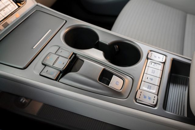 Hyundai Kona Electric photo 48